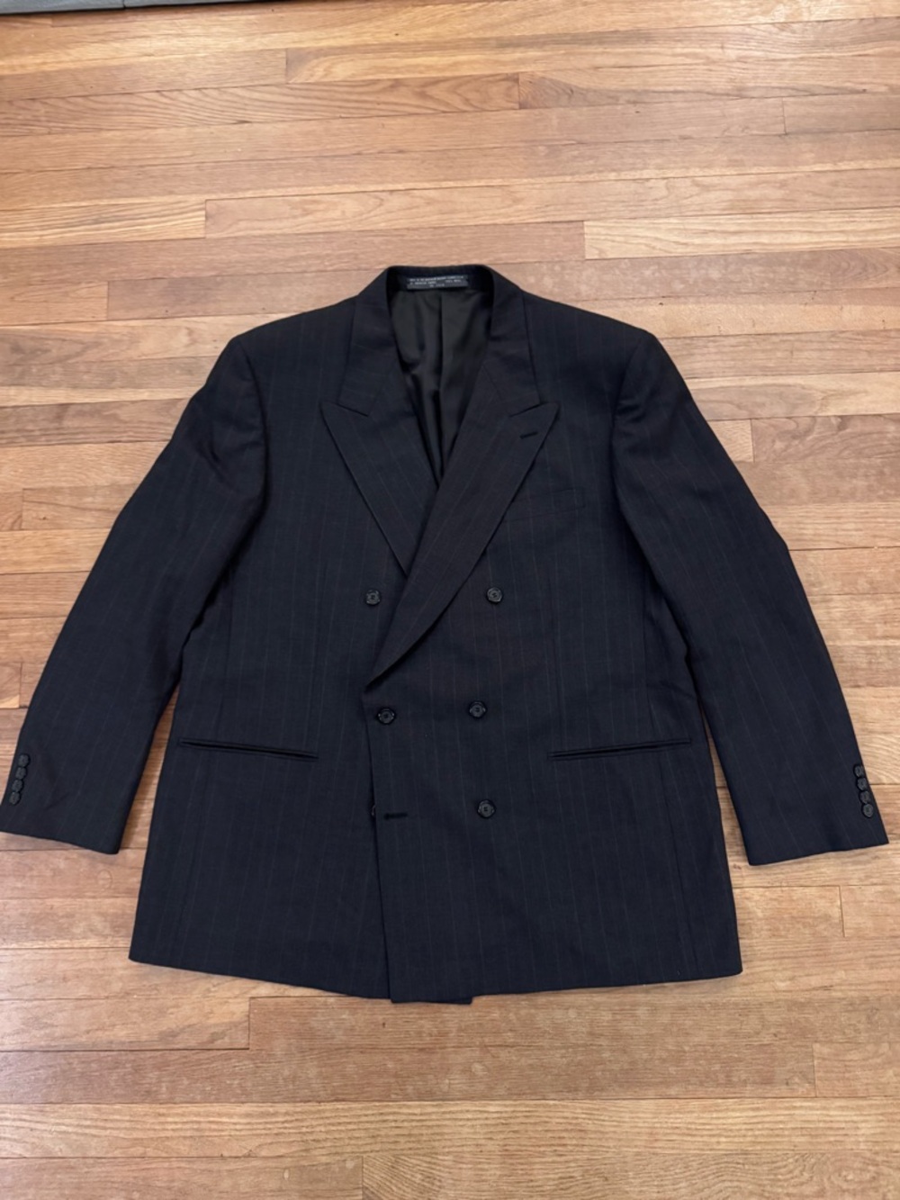 Versini Men's Charloal Pinstripe Pure Wool Double Breasted Blazer - Sz 48L
 b41